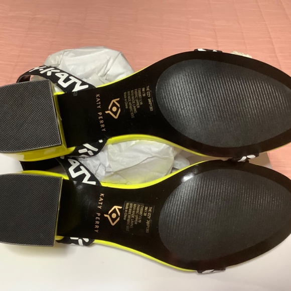 Katy Perry Izzy Sandals, Black & Yellow SZ 9 NIB Gorgeous! - Picture 2 of 6